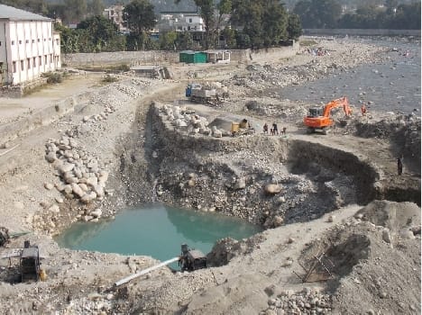 Those who get clean water from June Bageshwar